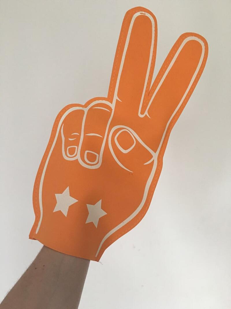 Jumbo foam hands