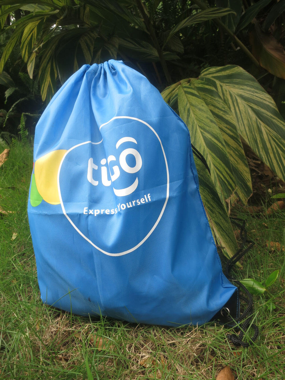 Sportstaske med snor i polyester 47x38 cm med eget tryk